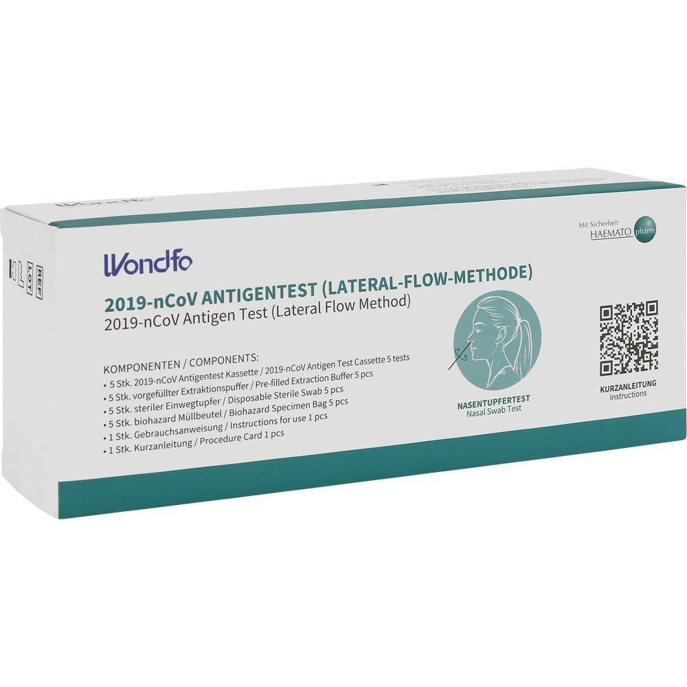 Eine Verpackung für einen COVID-19-Antigentest mit Anleitung und QR-Code.